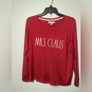 Rae Dunn Womens Christmas shirt. Good condition! ❤️